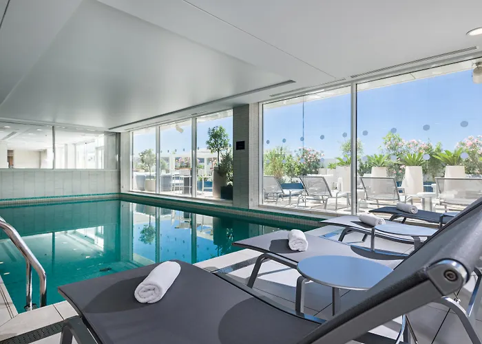 Golden Tulip Marseille Euromed